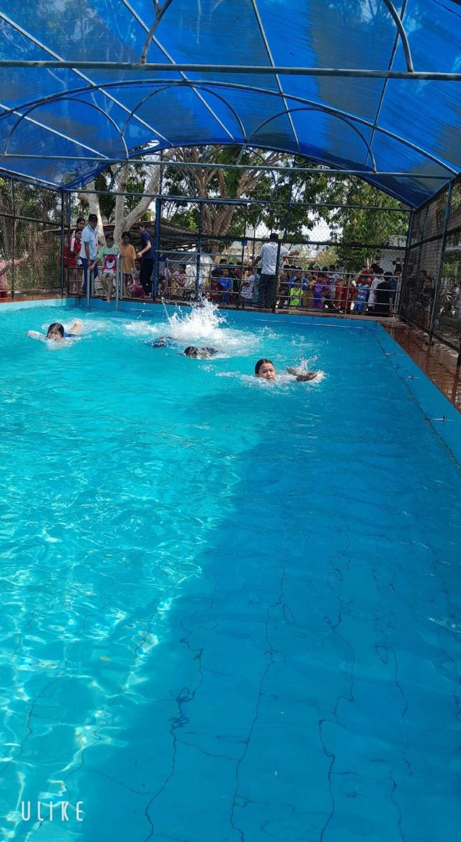 Kiểm tra chương trình bơi an toàn, phòng, chống tai nạn đuối nước  cho trẻ em xã Hòa An năm 2024